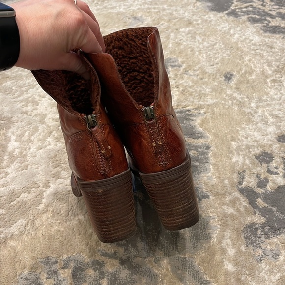 Kelsi Dagger Brooklyn for Anthropologie
Westward Ankle Boots Size 8 - Picture 5 of 13